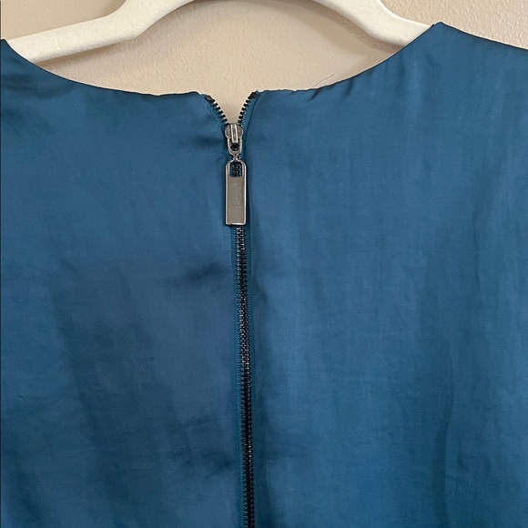 Alfani 2 piece sleeveless blouse and skirt size 8/medium black/teal - Picture 14 of 15